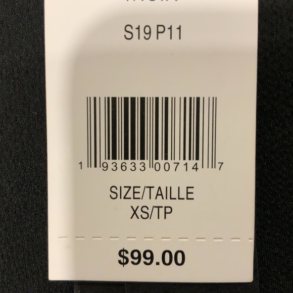 IMNYC Isaac Mizrahi Black Buttoned Blouse Shirt with White Collar and Cuffs - Picture 10 of 10